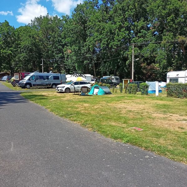 kempová místa u sociálního zařízení